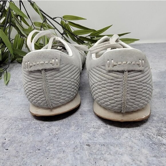 Merrell | High Rise Gray Sneakers - Picture 5 of 9